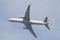 G-BPEK @ EBBR - taking off from rwy 25R