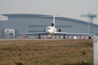OM-BYR @ EBBR - Arriving to G.A. apron