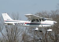 N5929T @ DTN - Landing on 14 at the Shreveport Downtown airport. - by paulp