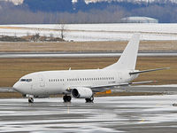 LY-AWF @ VIE - Former United and FLYLAL Airlines 737 - now operating in dry lease for SkyEurope - probably one of the first pictures of that plane in Vienna