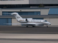 N979QS @ SMO - N979QS taxiing - by Torsten Hoff