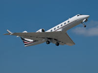 N454QS @ SMO - N454QS departing from RWY 03 - by Torsten Hoff