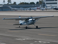 N585Z @ SMO - N585Z taxiing - by Torsten Hoff