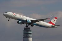 OE-LBD @ LOWW - AUSTRIAN AIRLINES - by Delta Kilo