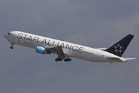 OE-LAY @ LOWW - AUSTRIAN AIRLINES - by Delta Kilo
