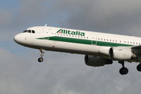 I-BIXR @ EBBR - arrival of flight AZ156 to rwy 25L