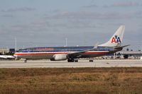 N969AN @ KMIA - Boeing 737-800 - by Mark Pasqualino