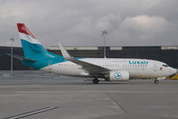 LX-LGS @ VIE - Luxair Boeing 737-700