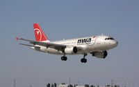 N370NB @ KMIA - Airbus A319