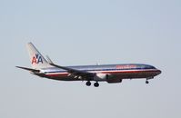 N917AN @ KMIA - Boeing 737-800 - by Mark Pasqualino