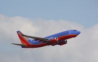 N225WN @ KFLL - Boeing 737-700 - by Mark Pasqualino