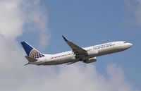 N34222 @ KFLL - Boeing 737-800 - by Mark Pasqualino