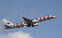 N626AA @ KFLL - Boeing 757-200 - by Mark Pasqualino
