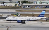 N633JB @ KFLL - Airbus A320