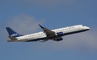 N198JB @ KFLL - ERJ 190-100 IGW