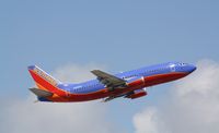 N386SW @ KFLL - Boeing 737-300 - by Mark Pasqualino