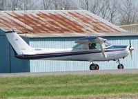 N25913 @ DTN - Starting to roll down runway 14 at the Shreveport Downtown airport. - by paulp