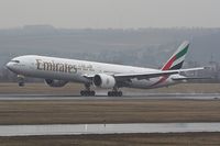 A6-ECC @ LOWW - EMIRATES - by Delta Kilo
