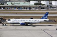 N559JB @ KFLL - Airbus A320 - by Mark Pasqualino
