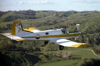 ZK-LTR @ NZGS - Bill Luther in the hills at Gisborne