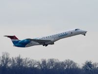 LX-LGY @ VIE - Taking off from RWY 29 in VIE bound for LUX - by Patrick Radosta