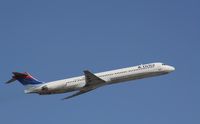 N947DL @ KFLL - MD-88