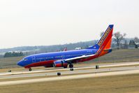 N776WN @ CID - Arriving Runway 9 with another team at 15:52 local time - by Glenn E. Chatfield
