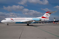 OE-LFI @ VIE - Austrian Arrows Fokker 70