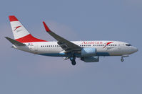 OE-LNN @ VIE - Austrian Airlines Boeing 737-700 - by Thomas Ramgraber-VAP