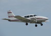 N62654 @ DTN - Landing on 14 at Downtown Shreveport. - by paulp