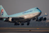 HL7602 @ VIE - Boeing 747-4B5F - by Juergen Postl