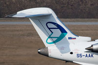 S5-AAK @ VIE - CRJ900 - by Juergen Postl