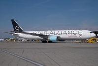 OE-LAY @ VIE - Austrian Airlines Boeing 767-300