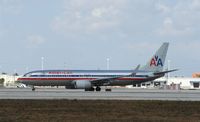 N968AN @ KMIA - Boeing 737-800 - by Mark Pasqualino