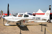 VH-DWB @ YMAV - YMAV