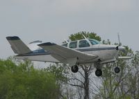 N3707Q @ DTN - About to touch down on runway 14 at the Shreveport Downtown airport. - by paulp