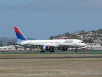 N6712B @ KSAN - Delta 757 taxiing to 27 in San Diego. - by Chris Carter