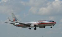 N954AN @ KMIA - Boeing 737-800 - by Mark Pasqualino