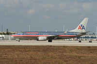 N957AN @ KMIA - Boeing 737-800 - by Mark Pasqualino