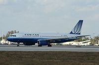 N469UA @ KMIA - Airbus 320 - by Mark Pasqualino