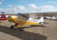 VH-AKD @ YMAV - Piper Cub