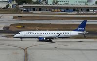 N274JB @ KFLL - ERJ 190-100 IGW
