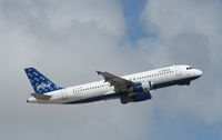 N583JB @ KFLL - Airbus A320