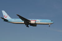 OO-TUC @ EBBR - flight JAF208 is descending to rwy 02