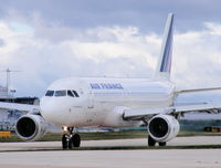 F-GFKH @ EGCC - Air France - by Chris Hall