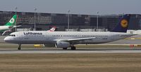 D-AIRB @ LOWW - Lufthansa - by Delta Kilo