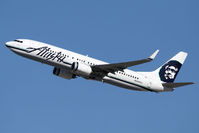 N589AS @ LAX - Alaska Airlines N589AS (FLT ASA256) climbing out from RWY 25R enroute to Manzanillo Playa De Oro Int'l (MMZO). - by Dean Heald