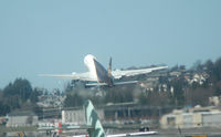 N311UP @ BFI - contacting departure
