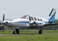 N6643E @ DTN - Taxiing to runway 14 on taxiway Foxtrot at the Shreveport Downtown airport. - by paulp