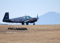 N7774M @ KAPA - Position and Hold for 17L. - by Bluedharma
